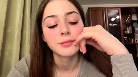 Adel online show from 03-18-26, 07:39