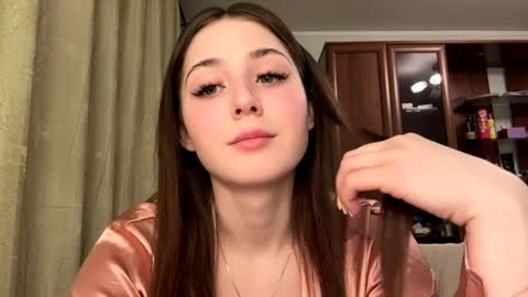 Adel online show from 04-02-26, 07:44