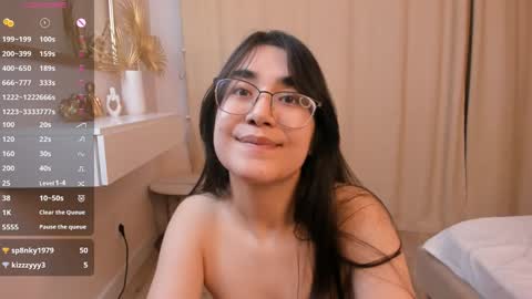 Snapshot of joangoulder chatting on 01-17-25, 03:22 Mia online show from 01-17-25, 03:22