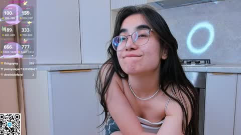 Snapshot of joangoulder chatting on 01-26-25, 02:35 Mia online show from 01-26-25, 02:35