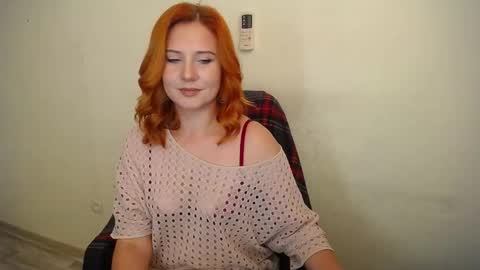Snapshot of joanne_star chatting on 09-24-25, 01:03 SweetGinger online show from 09-24-25, 01:03