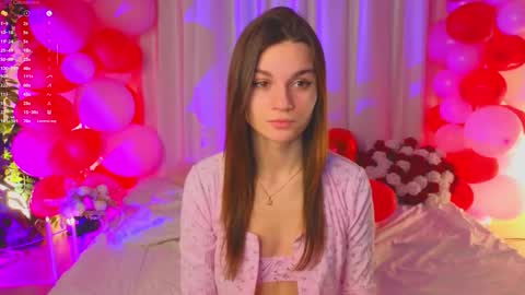 Snapshot of joannerichardson chatting on 02-14-26, 07:10 Eva online show from 02-14-26, 07:10