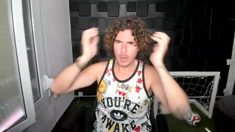 Snapshot of joaquin420_hot chatting on 06-05-26, 06:42 joaquin420_hot online show from 06-05-26, 06:42