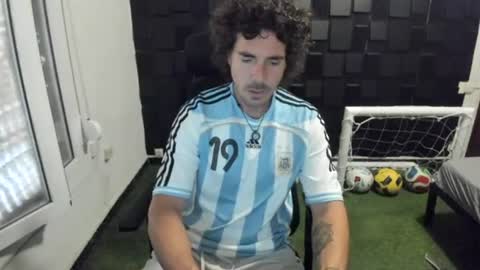 Snapshot of joaquin420_hot chatting on 07-02-26, 06:08 joaquin420_hot online show from 07-02-26, 06:08
