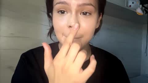 Snapshot of jodeesolarz chatting on 06-25-26, 12:53 Mila online show from 06-25-26, 12:53