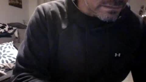 Snapshot of joe5star chatting on 08-10-26, 05:22 joe5star online show from 08-10-26, 05:22