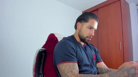 joe_esthetic online show from 04-10-26, 02:39