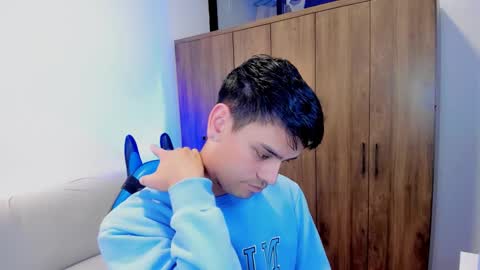 Snapshot of joe_jhonson chatting on 02-22-25, 12:29 joe jhonson online show from 02-22-25, 12:29