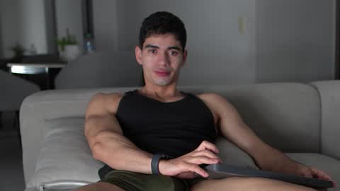 joe_steel1 online show from 01-04-25, 10:27