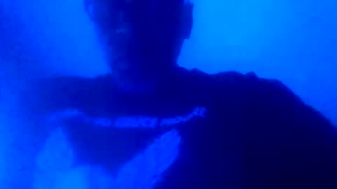 Snapshot of joejune923 chatting on 11-04-25, 11:42 joejune923 online show from 11-04-25, 11:42