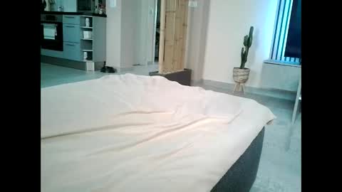 joel044 online show from 01-13-26, 01:27