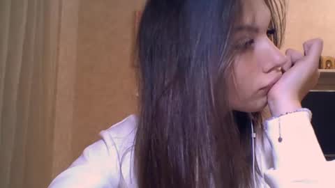 Jennifer online show from 11-14-25, 05:33