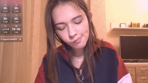 Jennifer online show from 12-22-25, 05:21