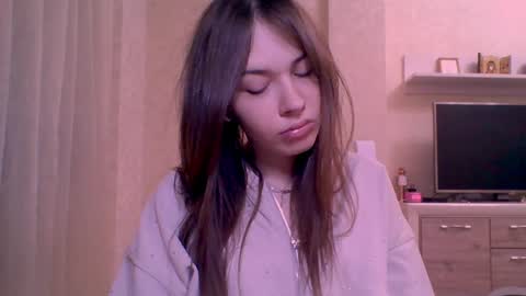 Jennifer online show from 03-28-26, 05:56