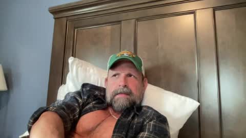 Snapshot of joestros chatting on 07-12-26, 04:42 joestros online show from 07-12-26, 04:42
