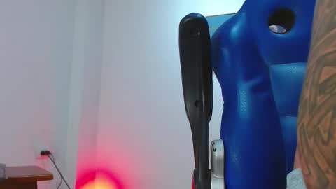     online show from 02-03-26, 02:53