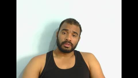 Snapshot of johan2222222222 chatting on 10-13-25, 01:33 johan2222222222 online show from 10-13-25, 01:33