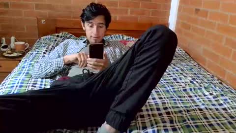 johan70nsexy online show from 04-06-26, 03:13