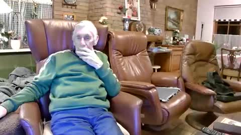 johan7 heet online show from 12-15-25, 07:07