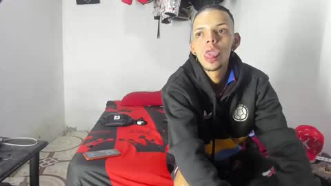 johan_and_antonella online show from 04-03-26, 05:38