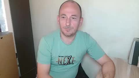 Johan online show from 03-11-26, 01:39