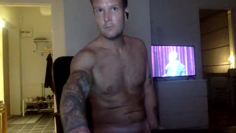 Snapshot of johannesjohnsson780 chatting on 10-12-25, 12:53 johannesjohnsson780 online show from 10-12-25, 12:53
