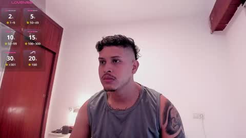 Snapshot of johansmith__ chatting on 05-18-26, 11:27 Johan Smith online show from 05-18-26, 11:27