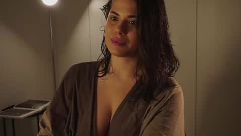 Snapshot of joheredia chatting on 06-11-26, 12:32 Jo online show from 06-11-26, 12:32