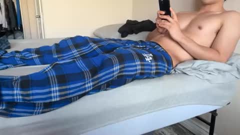 john17incherx3 online show from 04-04-26, 12:09