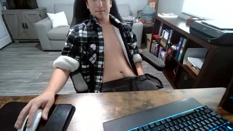 Snapshot of john22jackson chatting on 11-01-25, 07:27 John Jackson online show from 11-01-25, 07:27