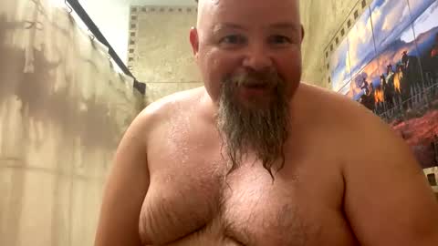 Snapshot of john40a chatting on 01-10-25, 02:04 John online show from 01-10-25, 02:04