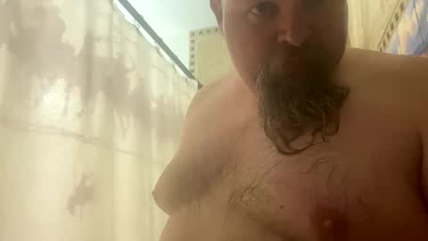 Snapshot of john40a chatting on 02-01-25, 02:58 John online show from 02-01-25, 02:58