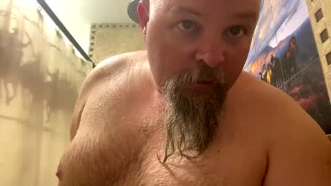 Snapshot of john40a chatting on 02-28-25, 02:53 John online show from 02-28-25, 02:53