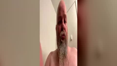 Snapshot of john40a chatting on 06-21-26, 03:53 John online show from 06-21-26, 03:53