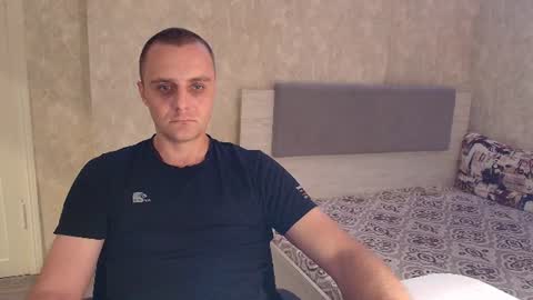 Snapshot of john_3019 chatting on 06-21-26, 10:12 John online show from 06-21-26, 10:12