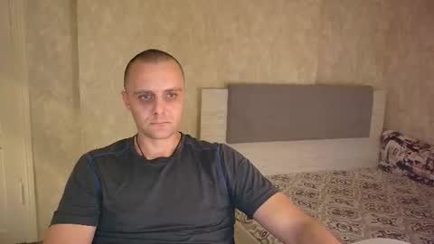 Snapshot of john_3019 chatting on 07-11-26, 10:55 John online show from 07-11-26, 10:55