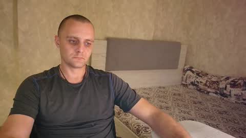 Snapshot of john_3019 chatting on 07-12-26, 09:28 John online show from 07-12-26, 09:28