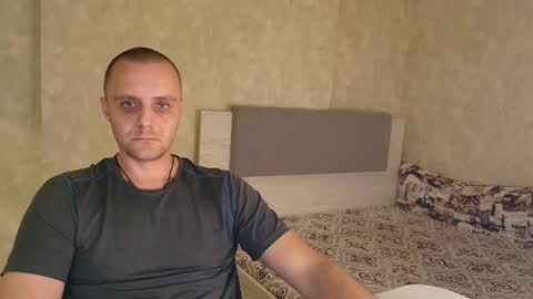 Snapshot of john_3019 chatting on 07-14-26, 09:42 John online show from 07-14-26, 09:42