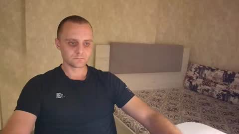 Snapshot of john_3019 chatting on 07-19-26, 03:43 John online show from 07-19-26, 03:43