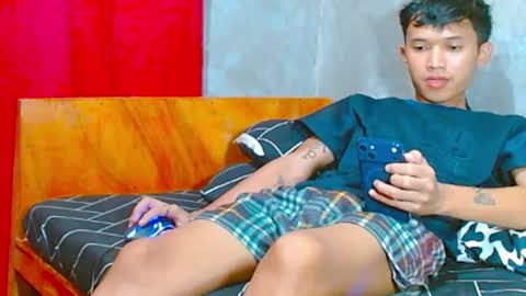 Snapshot of john_zacharyxx chatting on 08-04-26, 08:28 JohnXxx online show from 08-04-26, 08:28