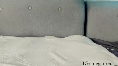 John carrie    Independent  Help me reach my goal 100 likes and 10000 followers  online show from 02-13-25, 07:03