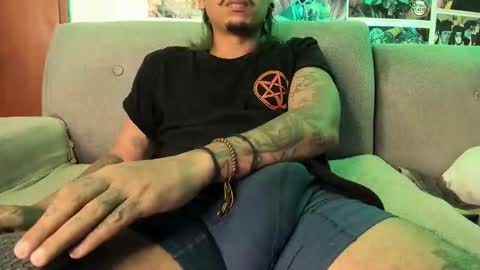 John carrie    Independent  Help me reach my goal 100 likes and 10000 followers  online show from 03-20-26, 05:12