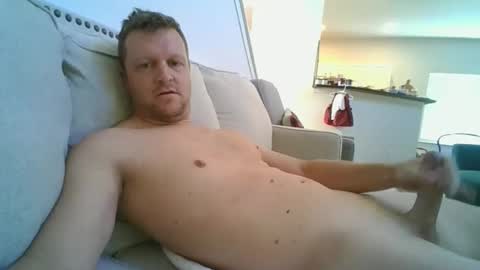 johnd101020 online show from 12-16-25, 04:23