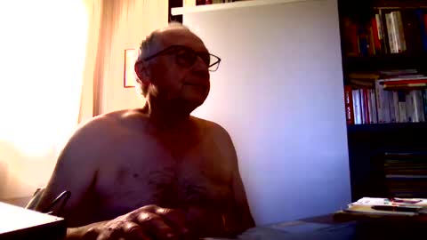 johnjohn6226 online show from 01-16-25, 01:47