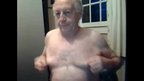 johnjohn6226 online show from 02-04-25, 05:23