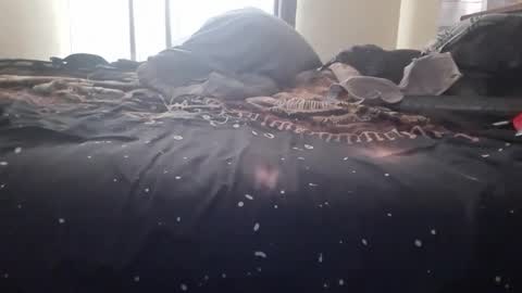 Snapshot of johnkango2 chatting on 10-15-25, 11:10 johnkango2 online show from 10-15-25, 11:10