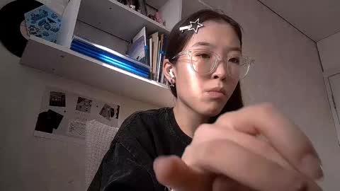 Molly online show from 11-29-25, 08:39