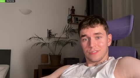 Snapshot of johnnnyhorny chatting on 06-02-26, 06:32 Johnny online show from 06-02-26, 06:32