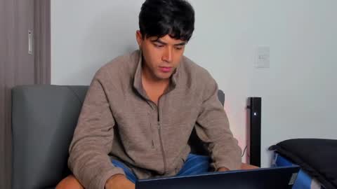 Snapshot of johnny_bravo777 chatting on 02-11-25, 04:55 johnny_bravo777 online show from 02-11-25, 04:55