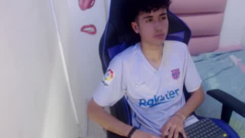 johnny_cagee online show from 12-09-24, 07:06